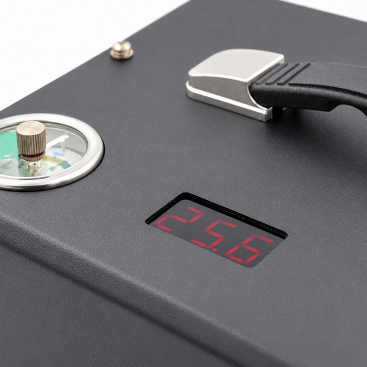 Balystik 300 bar 4500 PSI oil-free HPA compressor — compact version